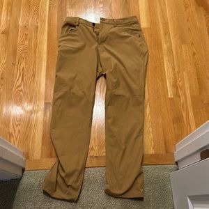 Lululemon khaki 36x32